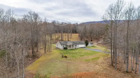 151 Granjo Lane Churchville VA 24421