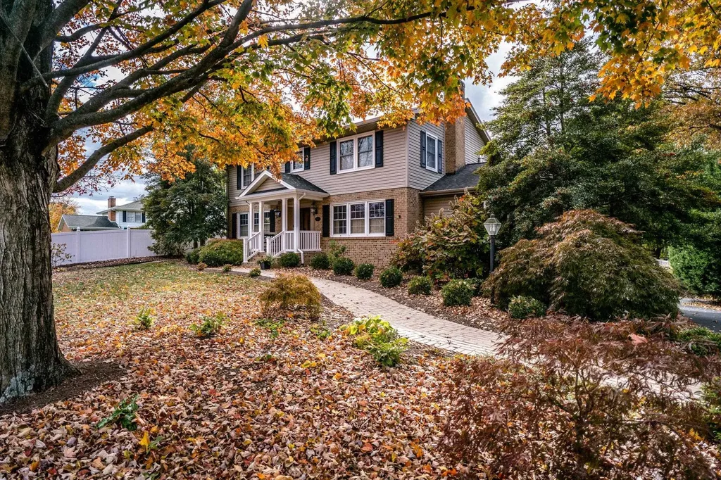 437 Mountain View Drive Harrisonburg VA 22801