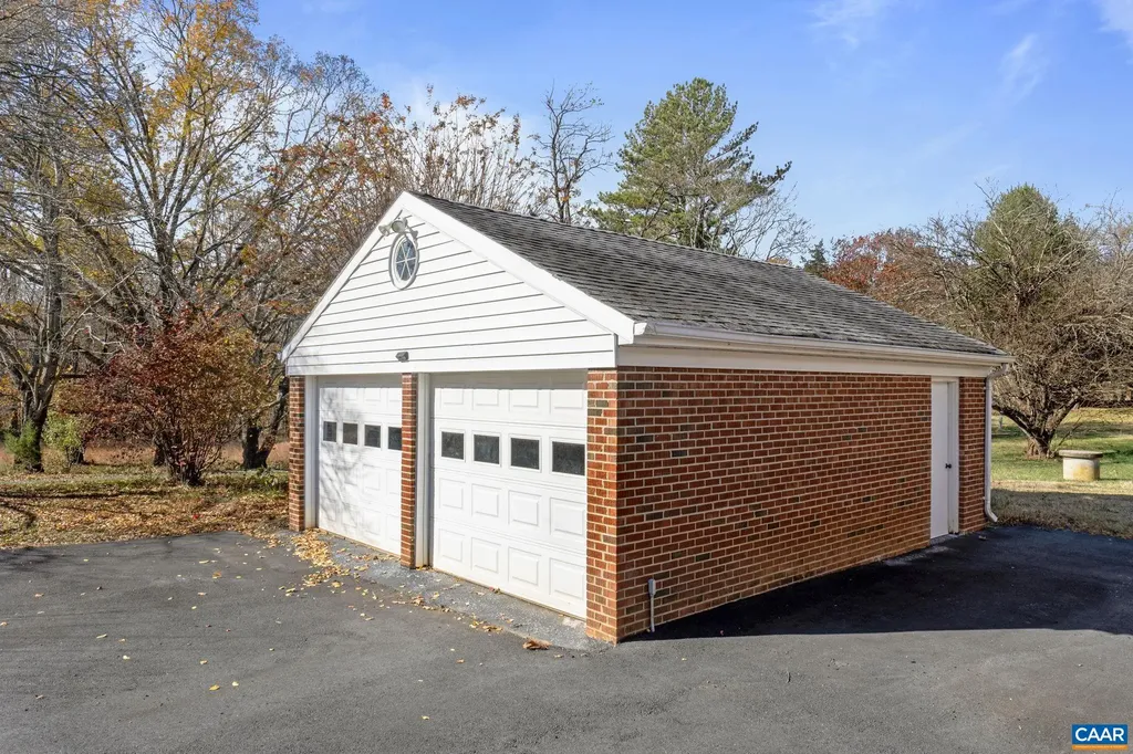 855 Moore Road Ruckersville VA 22968