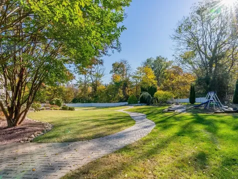 272 Skyview Lane Harrisonburg VA 22802