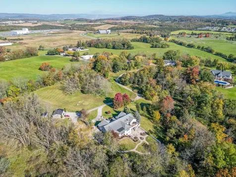 272 Skyview Lane Harrisonburg VA 22802