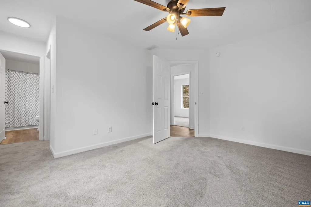 33 Brougham Road Palmyra VA 22963