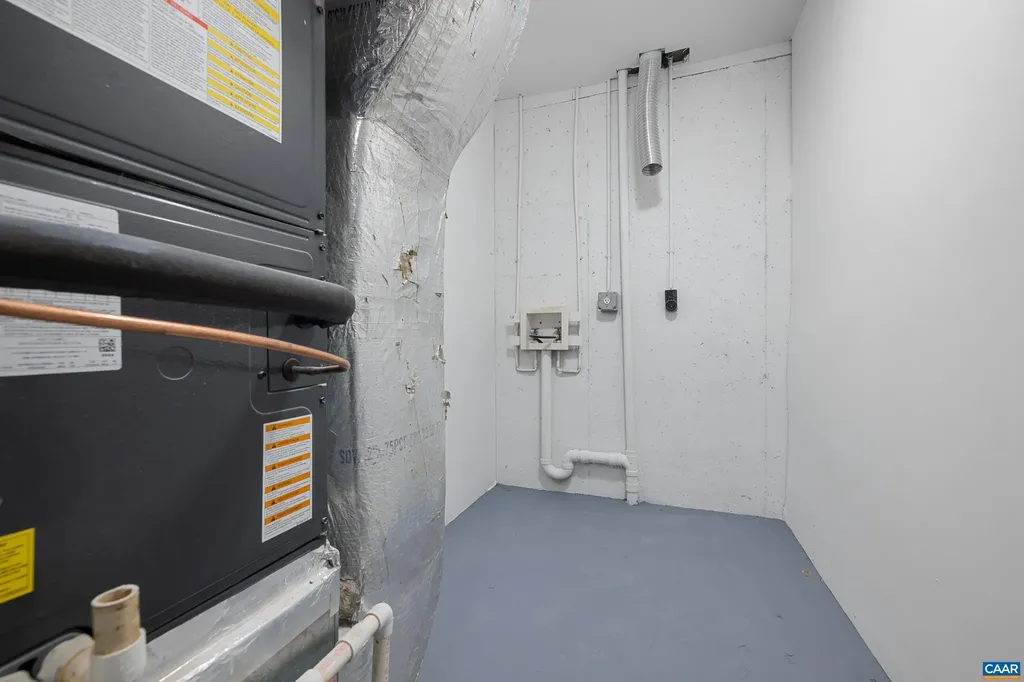 33 Brougham Road Palmyra VA 22963