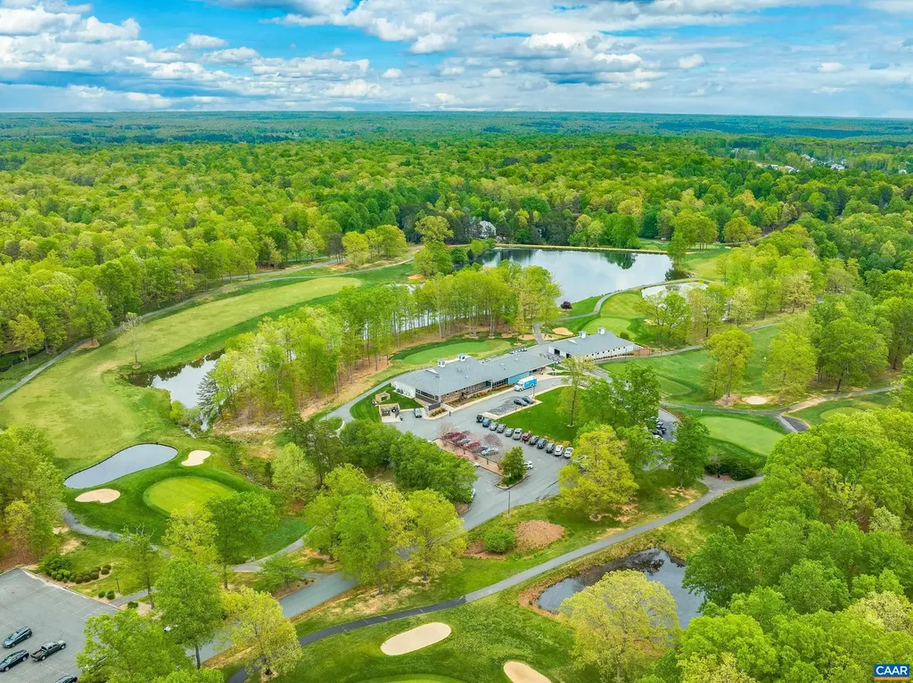 33 Brougham Road Palmyra VA 22963