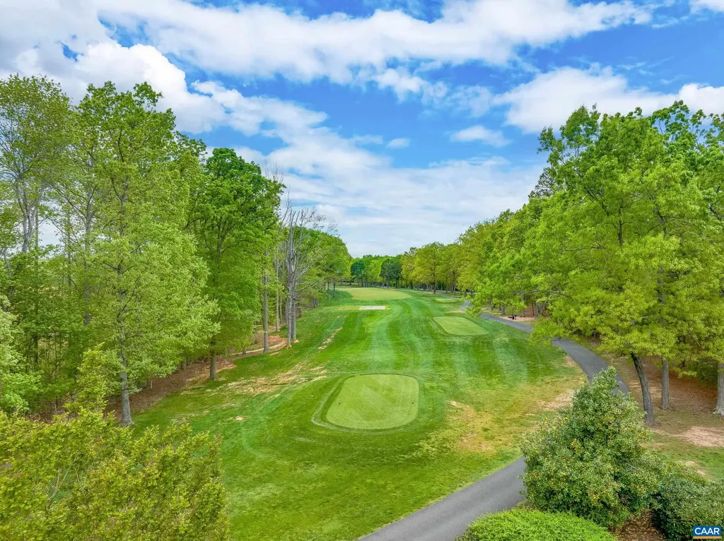 33 Brougham Road Palmyra VA 22963