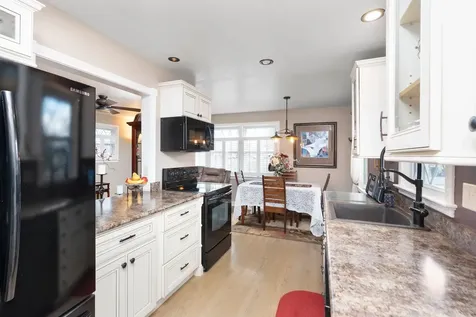 1612 Ridgeway Drive Staunton VA 24401
