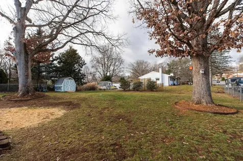 1612 Ridgeway Drive Staunton VA 24401