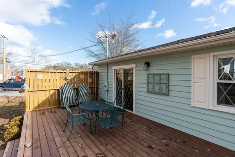 1612 Ridgeway Drive Staunton VA 24401