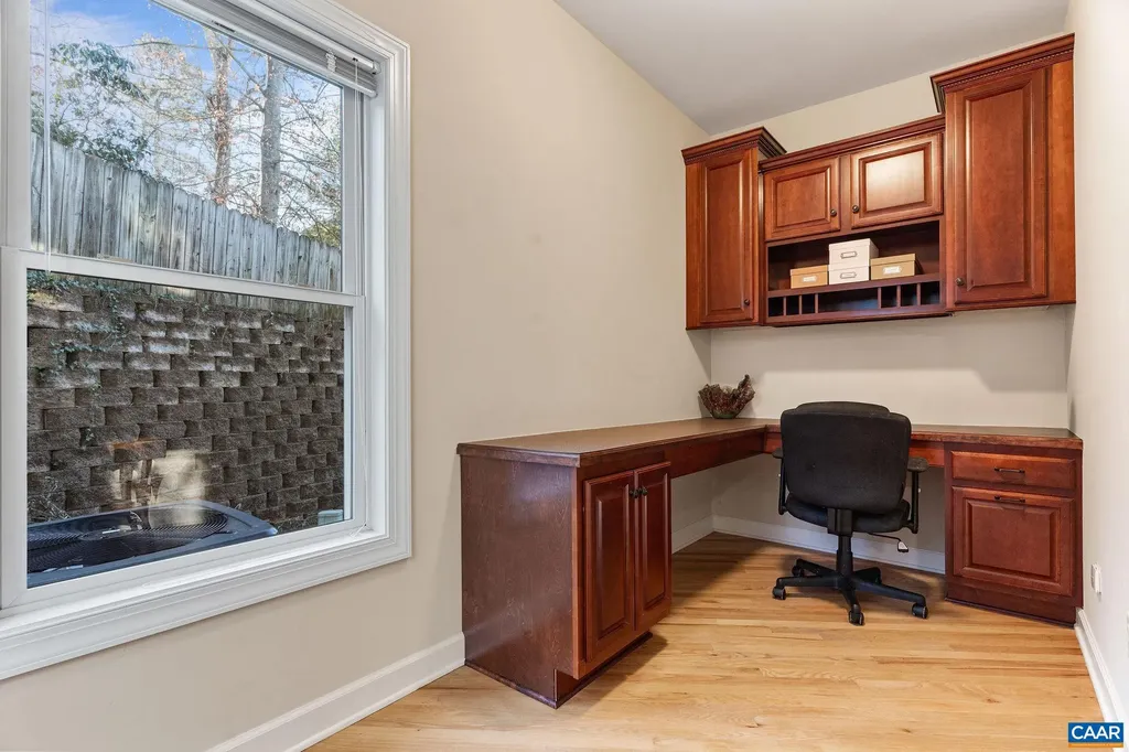 1286 Chatham Ridge Charlottesville VA 22901