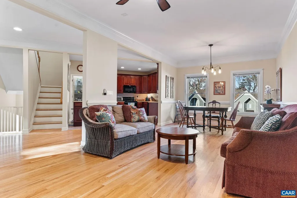 1286 Chatham Ridge Charlottesville VA 22901