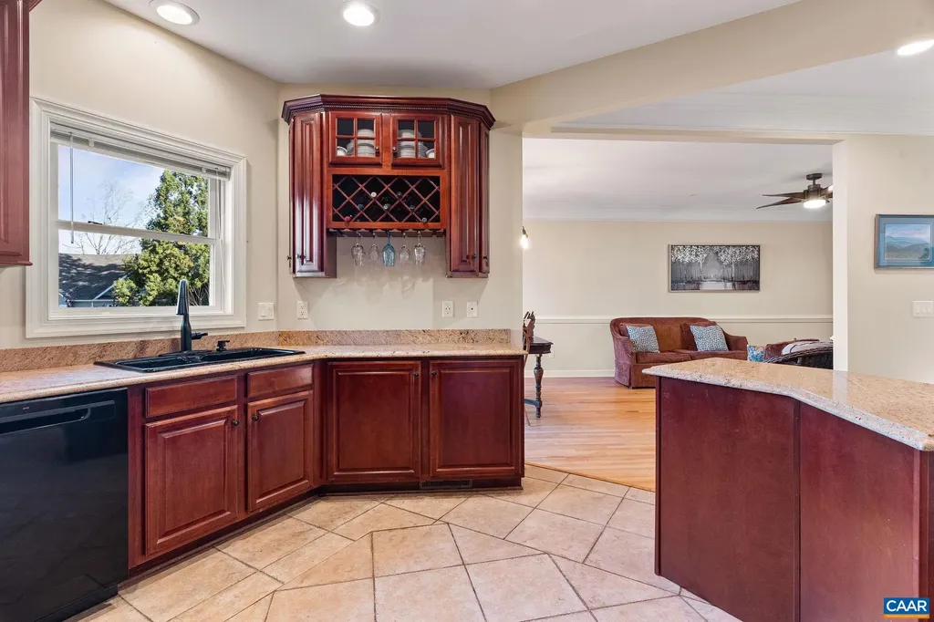 1286 Chatham Ridge Charlottesville VA 22901