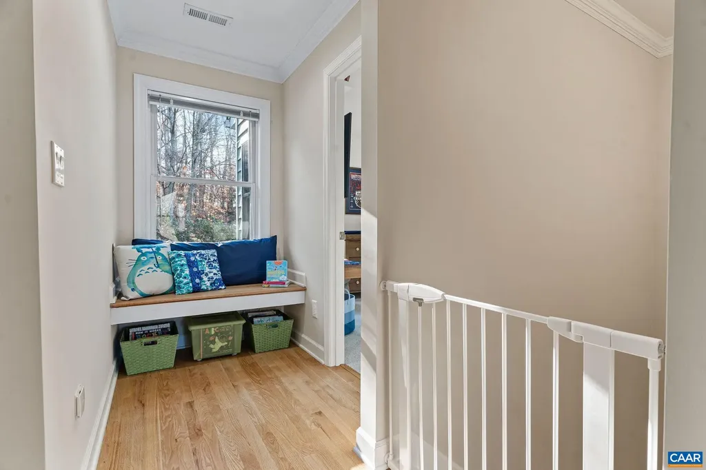 1286 Chatham Ridge Charlottesville VA 22901