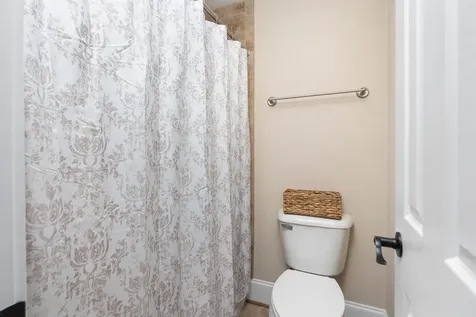 114 Jaspers Lane Stuarts Draft VA 24477