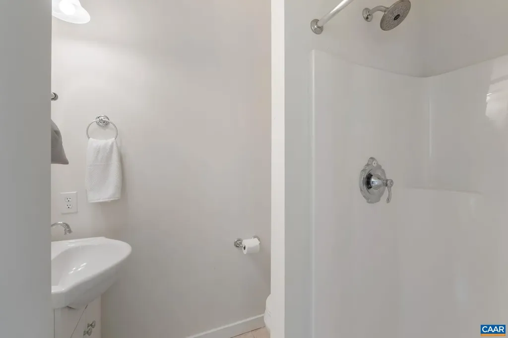 1013 Linden Avenue Charlottesville VA 22902