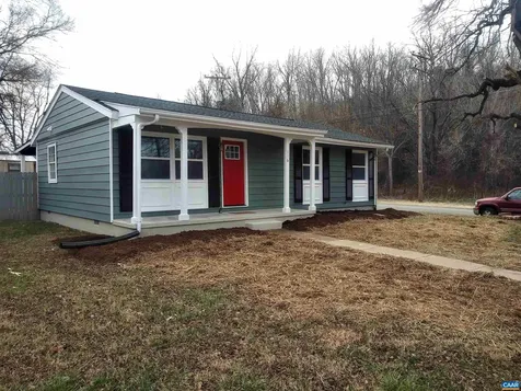 116 Jackson Avenue Waynesboro VA 22980