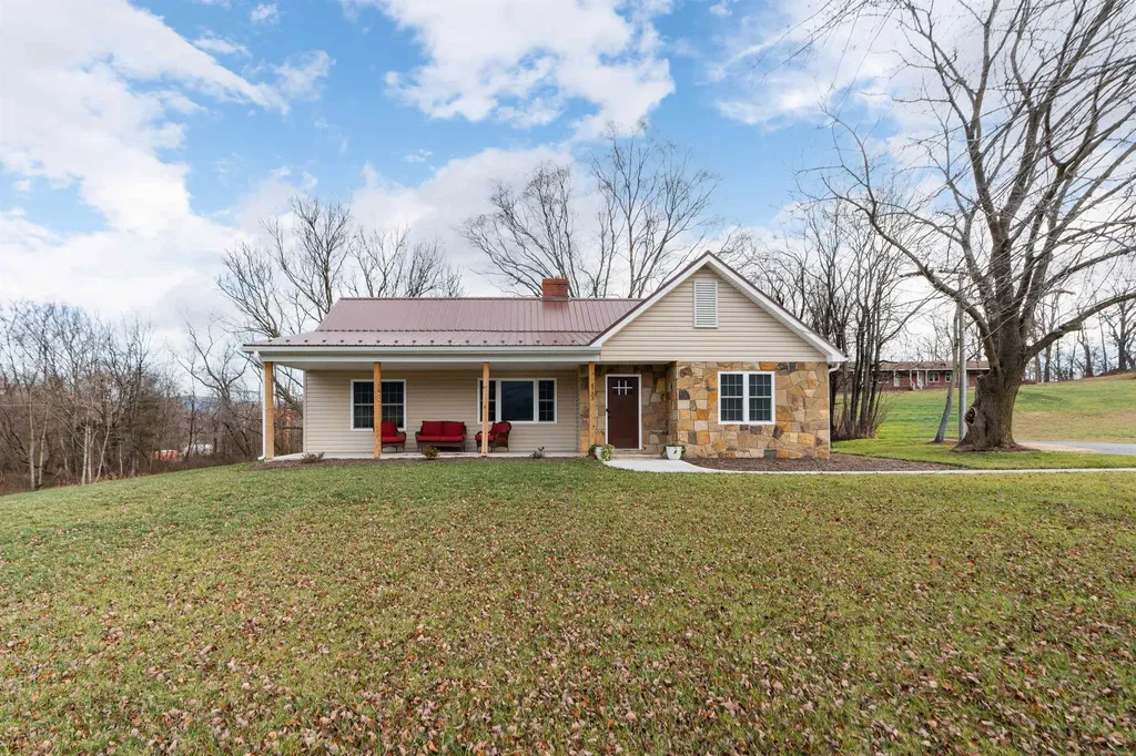 4733 Us Highway 340 Shenandoah VA 22849