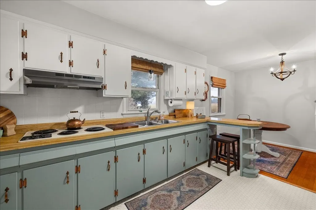 2447 Rittenour Road Edinburg VA 22824