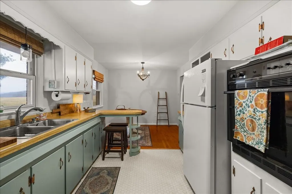 2447 Rittenour Road Edinburg VA 22824