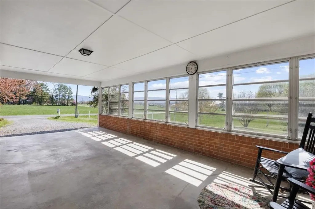 2447 Rittenour Road Edinburg VA 22824