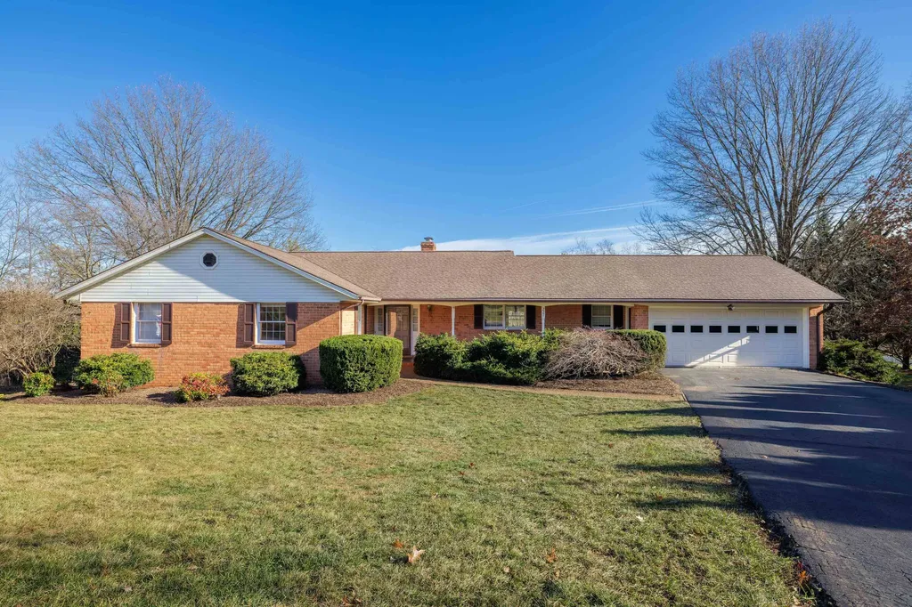 227 Rorrer Circle Harrisonburg VA 22801