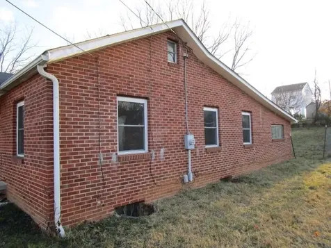 609 Grubert Avenue Staunton VA 24401
