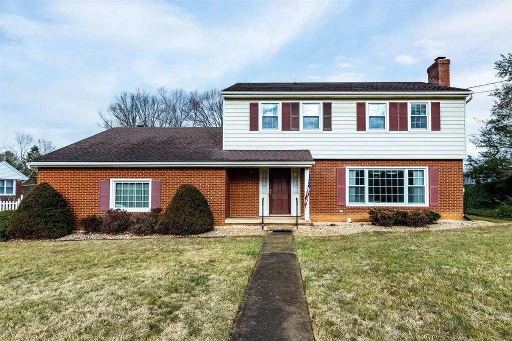 1309 Chatham Road Waynesboro VA 22980