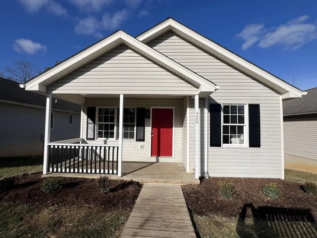 526 C Street Staunton VA 24401