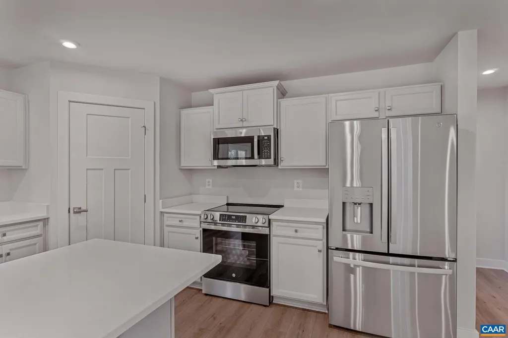 61 White Sands Boulevard Barboursville VA 22923