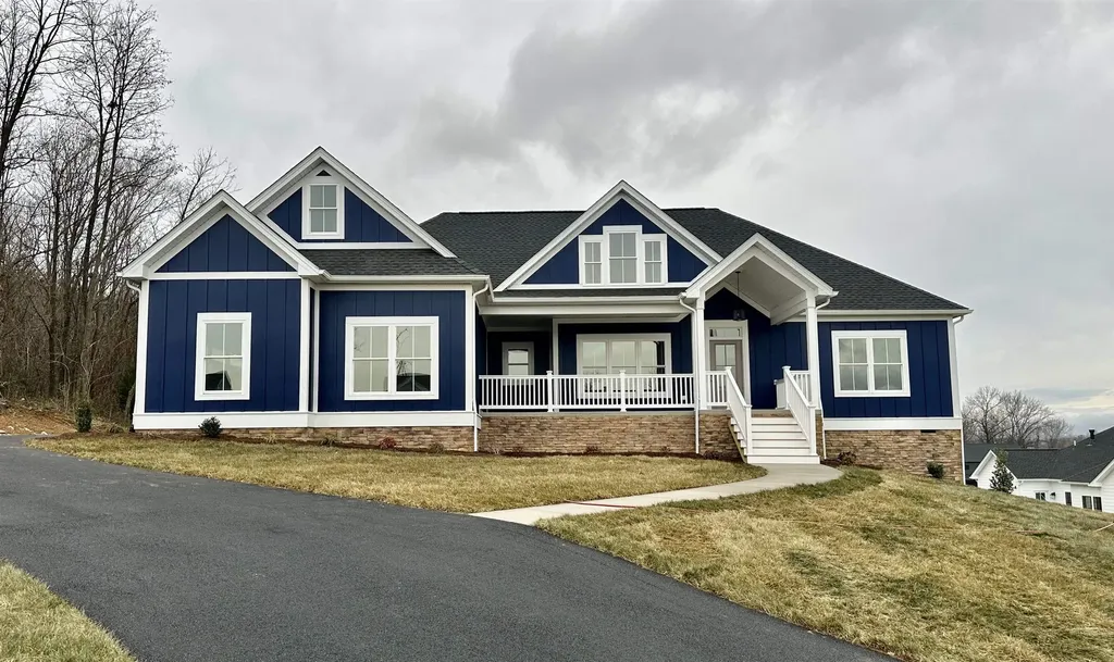19 Birch Cove Fishersville VA 22939
