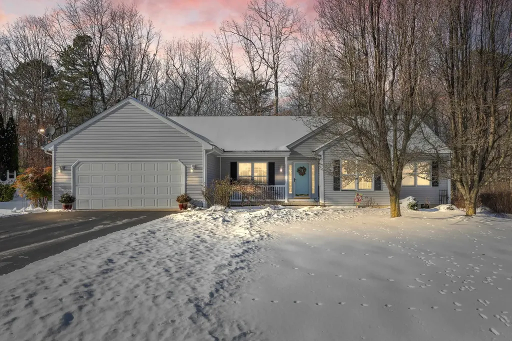 125 Rutherford Lane Stuarts Draft VA 24477