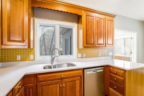 5174 Trevino Drive Mcgaheysville VA 22840