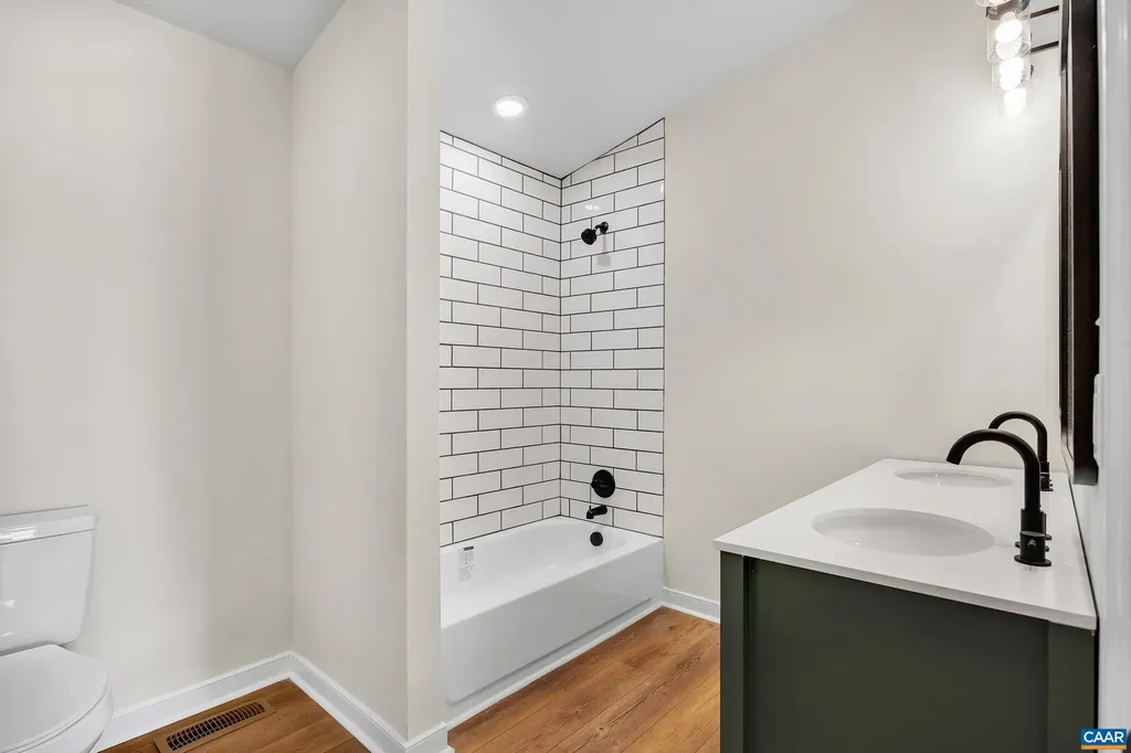 1588 Holly Grove Drive Bumpass VA 23024