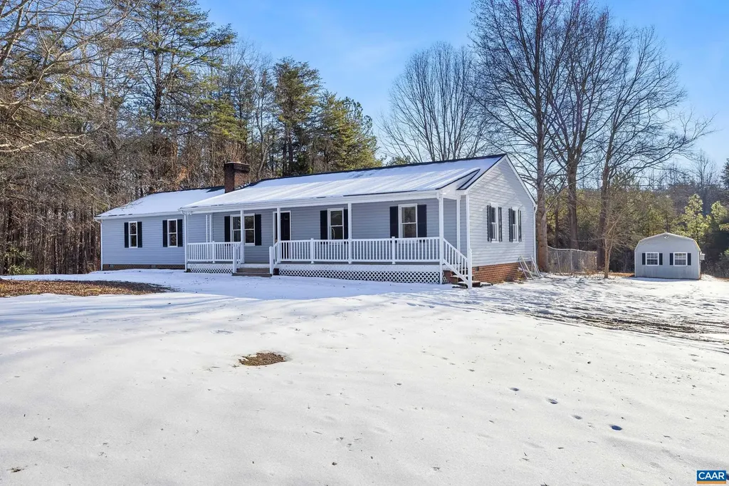 1588 Holly Grove Drive Bumpass VA 23024