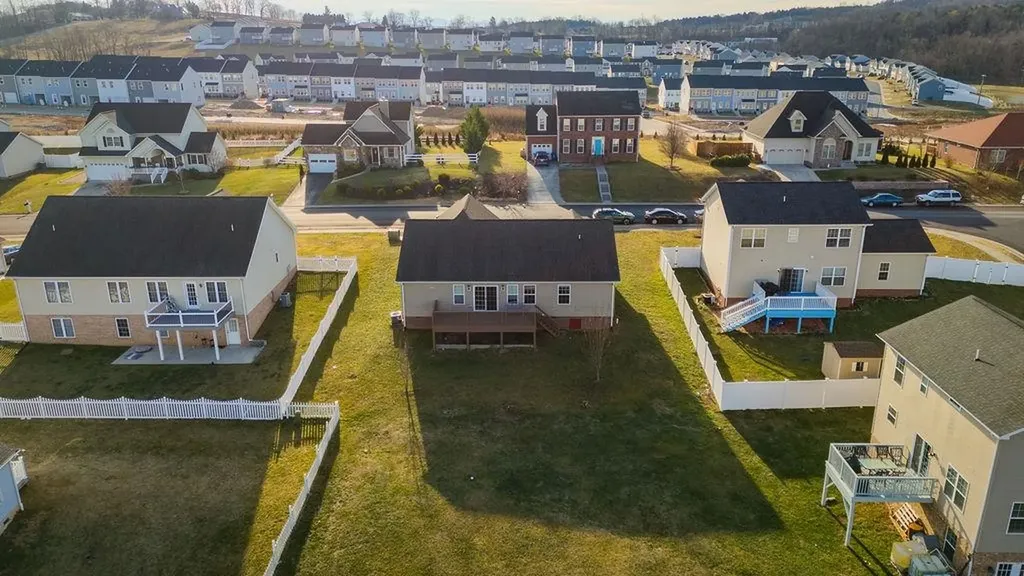 2020 Russell Drive Rockingham VA 22801