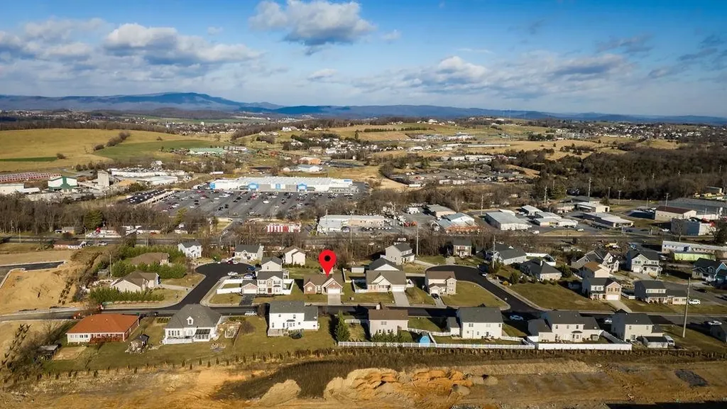 2020 Russell Drive Rockingham VA 22801