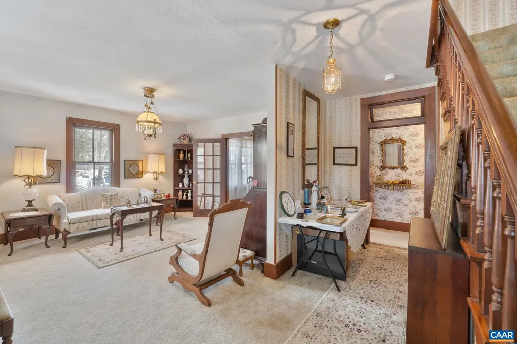 12506 James Madison Highway Palmyra VA 22963