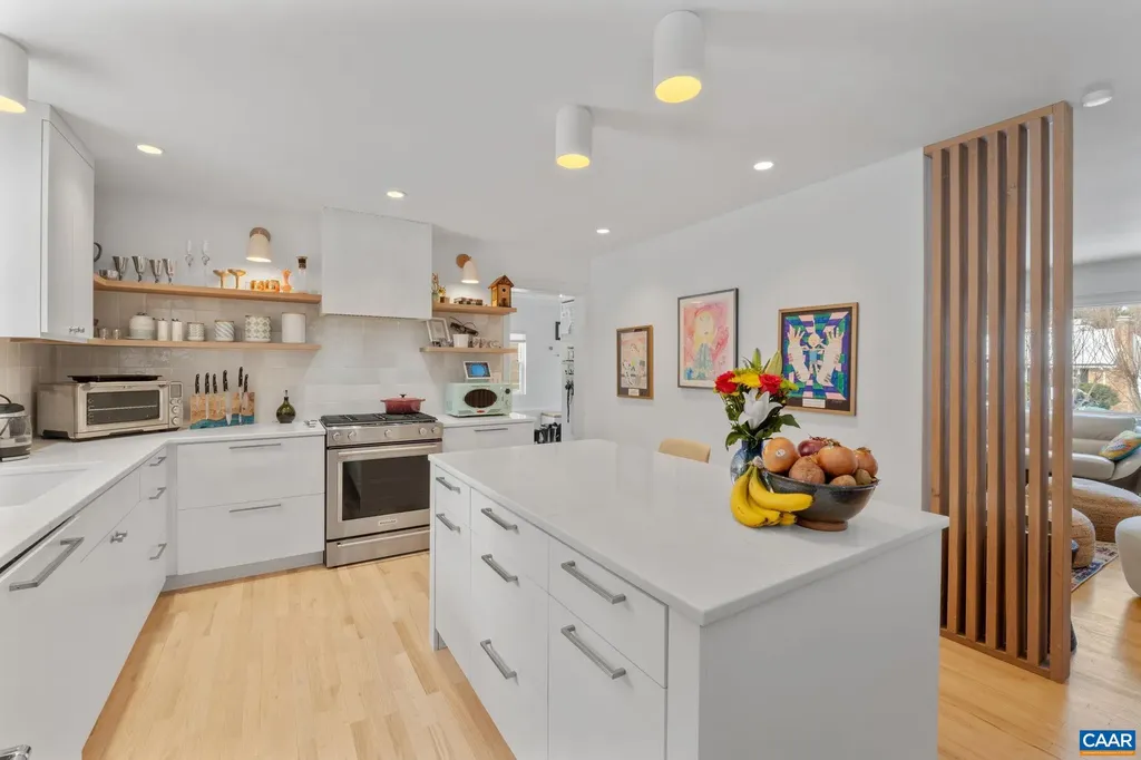 1314 Kenwood Lane Charlottesville VA 22901