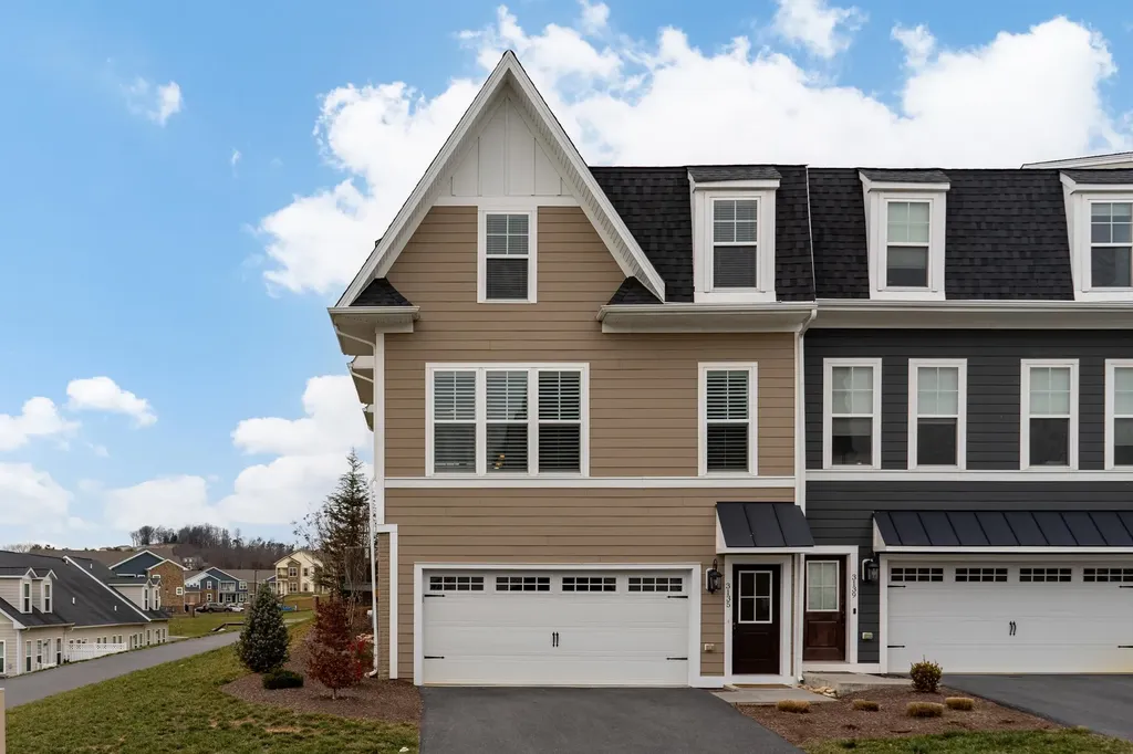 3135 Marion Square Rockingham VA 22801