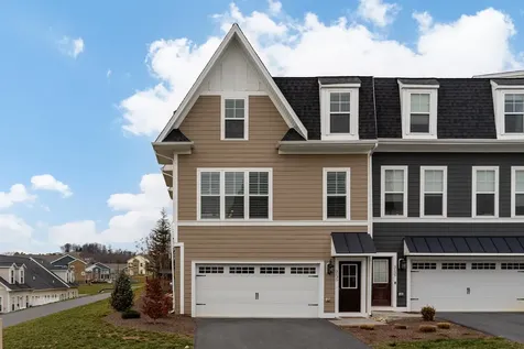 3135 Marion Square Rockingham VA 22801