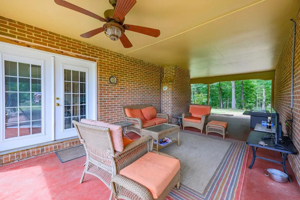 587 Bunker Hill Mill Road Lexington VA 24450