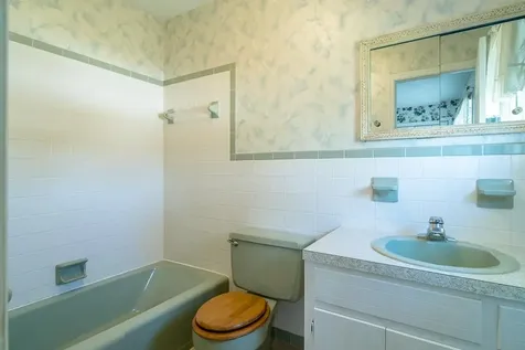 503 Holly Avenue Grottoes VA 24441