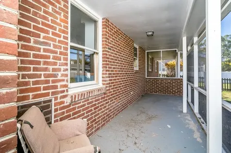 503 Holly Avenue Grottoes VA 24441