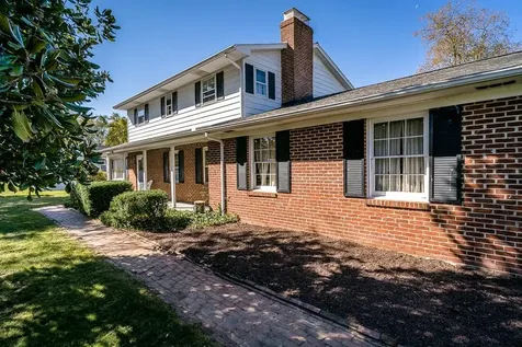 503 Holly Avenue Grottoes VA 24441