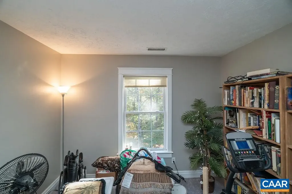 17 Hatchechubee Road Palmyra VA 22963