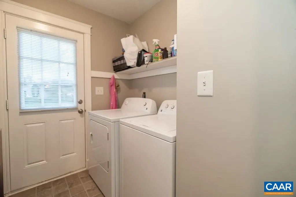 17 Hatchechubee Road Palmyra VA 22963