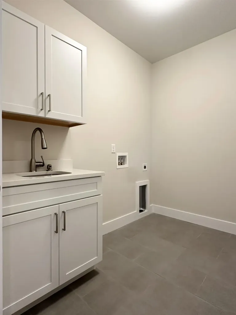 21 Rolling Oaks Drive Fishersville VA 22939