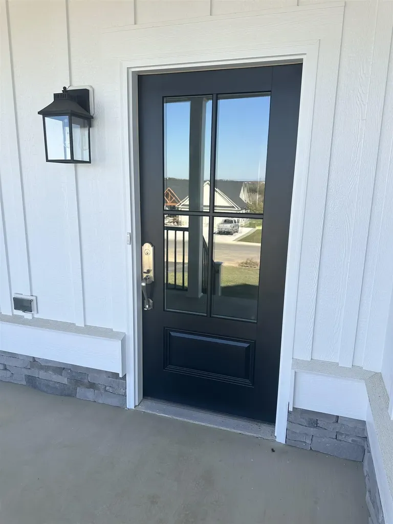 21 Rolling Oaks Drive Fishersville VA 22939