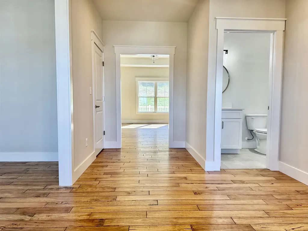 21 Rolling Oaks Drive Fishersville VA 22939