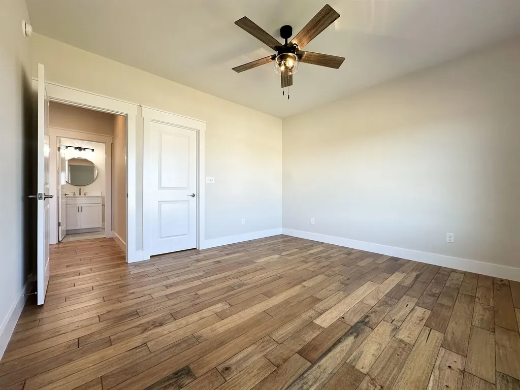 21 Rolling Oaks Drive Fishersville VA 22939