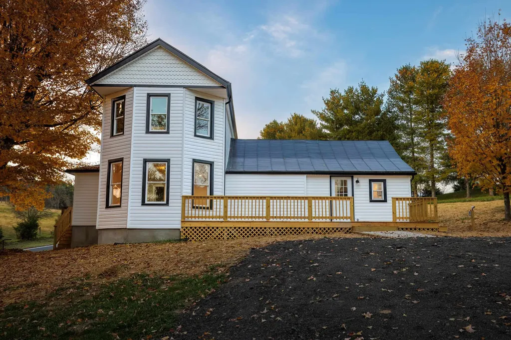 275 Scenic Highway Churchville VA 24421